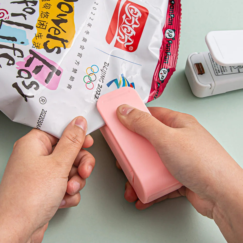 NexaHome™ Mini Portable Food Bag Sealer